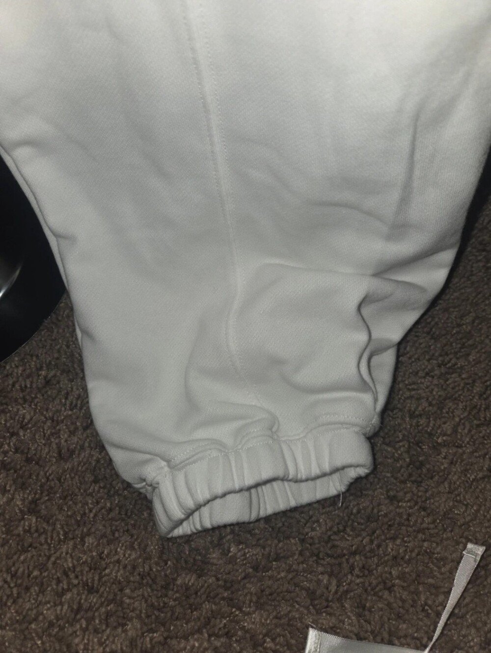 Women’s White Jogger Sweatpants – Relaxed Fit - Picture 5 of 6